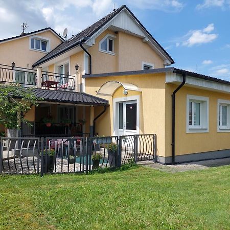 Penzion SLUNCE Česká Lípa Esterno foto