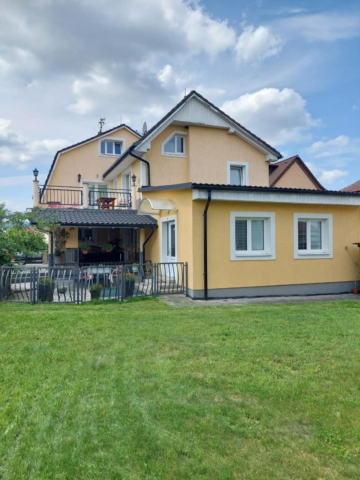 Penzion SLUNCE Česká Lípa Esterno foto