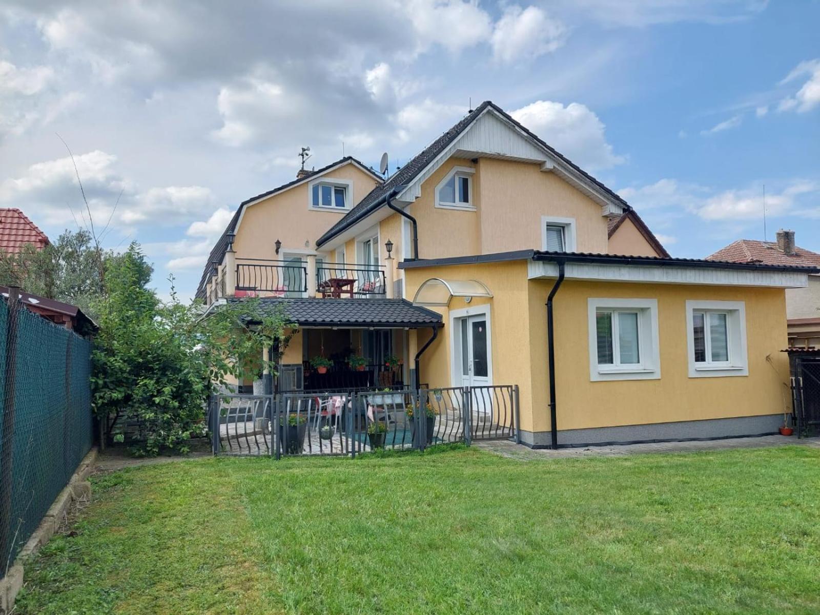 Penzion SLUNCE Česká Lípa Esterno foto