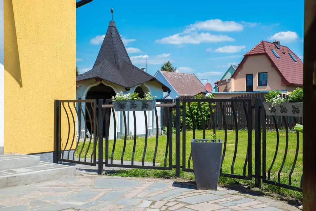 Penzion SLUNCE Česká Lípa Esterno foto